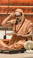 Shri Shiva Pujana by HH Swamiji; Picture courtesy Shri Jaikishan Kandlur