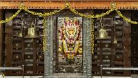 Shri Shiva Pujana by HH Swamiji; Picture Courtesy Shri Jaikishan Kandlur