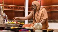  Shri Devi Pujana by HH Swamiji; Picture Courtesy Shri Jaikishan Kandlur