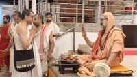 Teertha Vitarana; Picture Courtesy Shri Jaikishan Kandlur