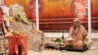 Shri Shiva Pujana by HH Swamiji; Picture Courtesy Shri Jaikishan Kandlur 