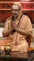 Shri Shiva Pujana by HH Swamiji; Picture Courtesy Shri Jaikishan Kandlur 