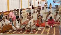 Shri Shiva Pujana by HH Swamiji; Picture Courtesy Shri Jaikishan Kandlur 