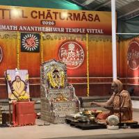Shri Shiva Pujana by HH Swamiji; Picture Courtesy Shri Jaikishan Kandlur