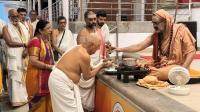 Teertha Vitarana; Picture Courtesy Shri Jaikishan Kandlur