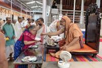 Teertha Vitarana; Picture Courtesy Shri Jaikishan Kandlur
