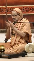 Shri Shiva Pujana by HH Swamiji; Picture Courtesy Shri Jaikishan Kandlur