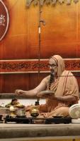 Shri Shiva Pujana by HH Swamiji; Picture Courtesy Shri Jaikishan Kandlur