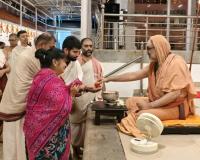 Teertha Vitarana; Picture Courtesy Shri Jaikishan Kandlur