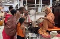 Teertha Vitarana; Picture Courtesy Shri Jaikishan Kandlur