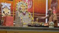 Shri Shiva Pujana by HH Swamiji; Picture Courtesy Shri Ashwin Cherkal