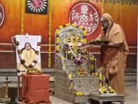 Shri Shiva Pujana by HH Swamiji; Picture Courtesy Shri Ashwin Cherkal