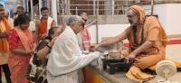 Teertha Vitarana; Picture Courtesy Shri Ashwin Cherkal