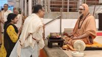 Teertha Vitarana; Picture Courtesy Shri Jaikishan Kandlur
