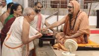 Teertha Vitarana; Picture Courtesy Shri Jaikishan Kandlur