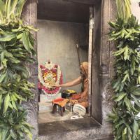 Shodashopachara Puja by HH Swamiji at Shri Mahaganapati Sannidhih. Picture Courtesy Shri Jaikishan Kandlur
