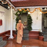 Shodashopachara Puja by HH Swamiji at Shri Mahaganapati Sannidhih. Picture Courtesy Shri Jaikishan Kandlur
