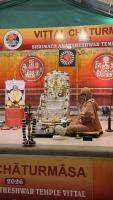 Shri Shiva Pujana by HH Swamiji. Picture Courtesy Shri Jaikishan Kandlur