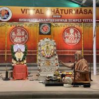 Shri Shiva Pujana by HH Swamiji. Picture Courtesy Shri Jaikishan Kandlur