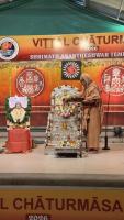 Shri Shiva Pujana by HH Swamiji. Picture Courtesy Shri Jaikishan Kandlur