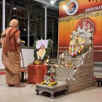 Shri Shiva Pujana by HH Swamiji. Picture Courtesy Shri Jaikishan Kandlur