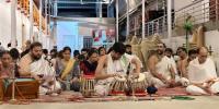 Shri Shiva Pujana by HH Swamiji; Picture courtesy Shri Jaikishan Kandlur