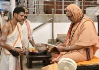 Teertha Vitarana; Picture courtesy Shri Jaikishan Kandlur
