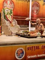 Shri Shiva Pujana by HH Swamiji; Picture Courtesy Shri Jaikishan Kandlur