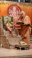 Shri Shiva Pujana by HH Swamiji; Picture Courtesy Shri Jaikishan Kandlur