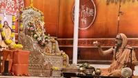 Shri Shiva Pujana by HH Swamiji; Picture Courtesy Shri Jaikishan Kandlur
