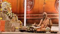 Shri Shiva Pujana by HH Swamiji; Picture Courtesy Shri Jaikishan Kandlur