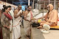 Teertha Vitarana; Picture Courtesy Shri Jaikishan Kandlur