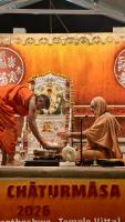 Shri Shiva Pujana by HHS wamiji; Picture Courtesy Shri Jaikishan Kandlur