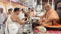 Teertha Vitarana; Picture Courtesy Shri Jaikishan Kandlur
