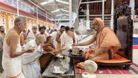 Teertha Vitarana; Picture Courtesy Shri Jaikishan Kandlur