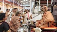Teertha Vitarana; Picture Courtesy Shri Jaikishan Kandlur