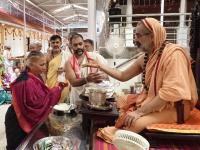 Teertha Vitarana; Picture Courtesy Shri Jaikishan Kandlur