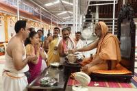 Teertha Vitarana; Picture Courtesy Shri Jaikishan Kandlur