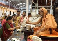 Teertha Vitarana; Picture Courtesy Shri Jaikishan Kandlur