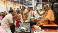 Teertha Vitarana; Picture Courtesy Shri Jaikishan Kandlur