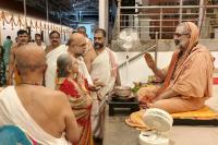 Teertha Vitarana; Picture Courtesy Shri Jaikishan Kandlur