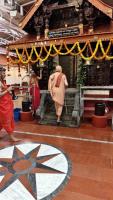 Shodashopachara Puja to Shri Laxmi Narasimha Sannidhih by HH Swamiji; Picture Courtesy Shri Jaikishan Kandlur