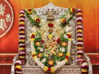 Shri Devi Pujana by HH Swamiji; Picture Courtesy Shri Jaikishan Kandlur