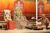 Shri Devi Pujana by HH Swamiji; Picture Courtesy Shri Jaikishan Kandlur