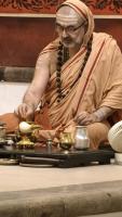 Shri Shiva Pujana by HH Swamiji; Picture Courtesy Shri Jaikishan Kandlur
