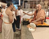 Teertha Vitarana and Phalamantrakshata; Picture Courtesy Shri Jaikishan Kandlur