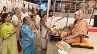 Teertha Vitarana and Phalamantrakshata; Picture Courtesy Shri Jaikishan Kandlur