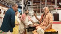 Teertha Vitarana; Picture Courtesy Shri Jaikishan Kandlur