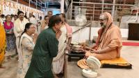 Teertha Vitarana; Picture Courtesy Shri Jaikishan Kandlur