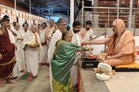 Teertha Vitarana; Picture Courtesy Shri Jaikishan Kandlur